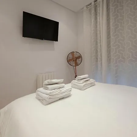 Reformado Con Encanto Junto A La Playa Zurriola, En Donostia - Appartement