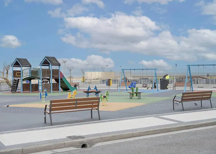 Reformado Con Encanto Junto A La Playa Zurriola, En Donostia - * San Sebastian