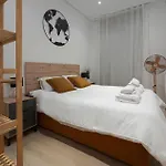 Reformado Con Encanto Junto A La Playa Zurriola, En Donostia -