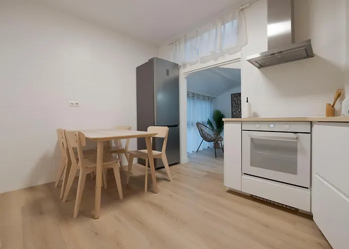 Reformado Con Encanto Junto A La Playa Zurriola, En Donostia - サン・セバスティアン